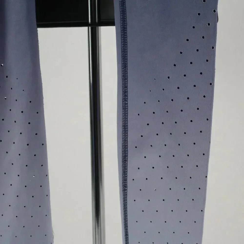 Ladies ATHLETA Leggings - Picture 2 of 8